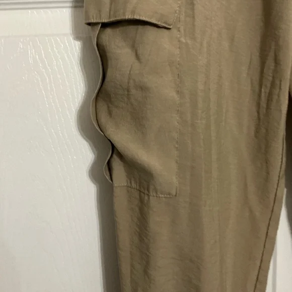 Zara womens Beige Cargo Pants - Picture 2 of 6